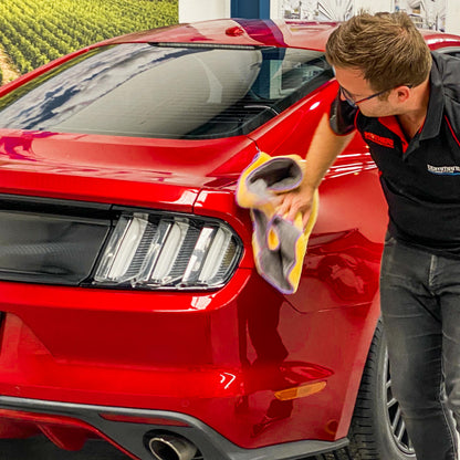 WAX ATTACK™ CORDLESS POLISHER